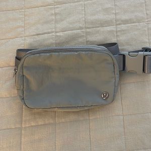 Lululemon Light Grey Belt-bag